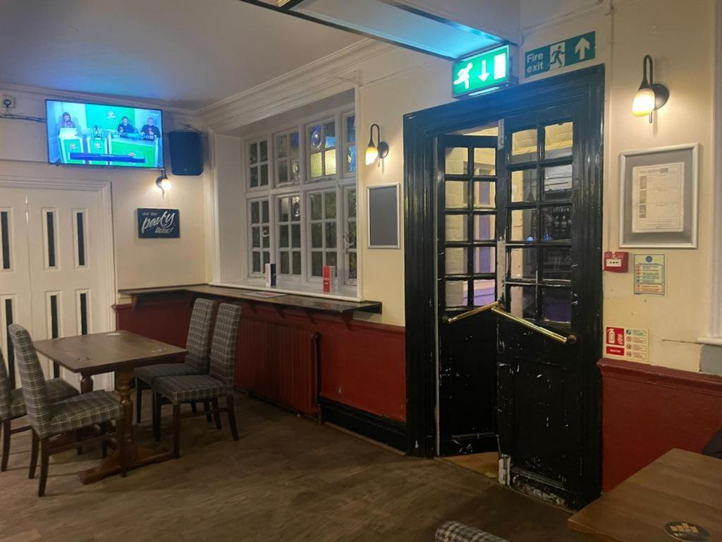 The Cranley Hotel Cranleigh Eksteriør billede