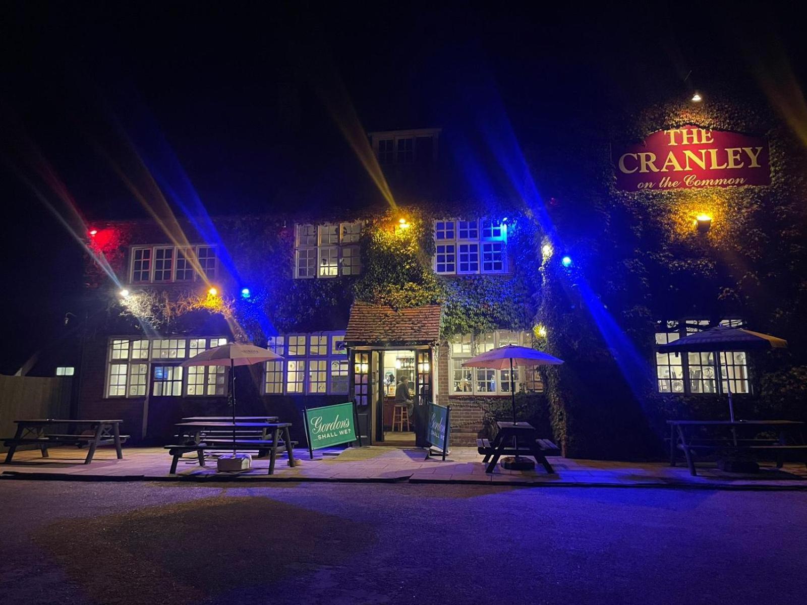 The Cranley Hotel Cranleigh Eksteriør billede