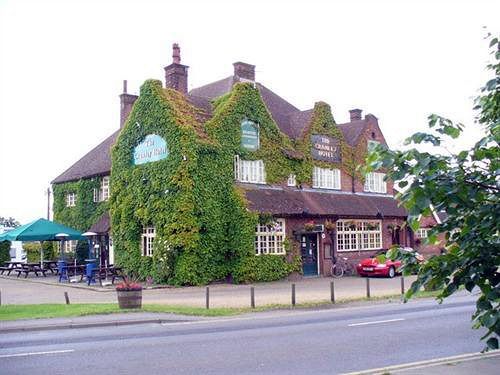 The Cranley Hotel Cranleigh Eksteriør billede