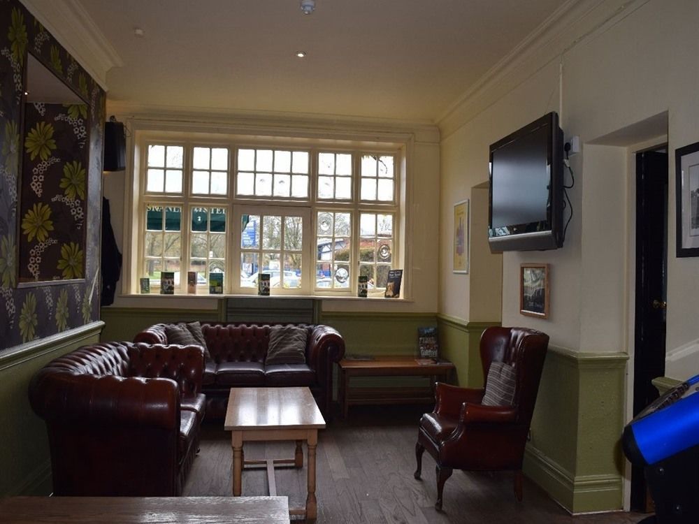 The Cranley Hotel Cranleigh Eksteriør billede